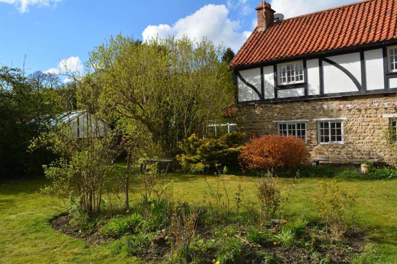 Bed and Breakfast Bohemianbreezebreaks Thornton Dale Esterno foto