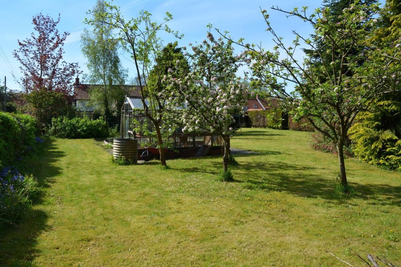 Bed and Breakfast Bohemianbreezebreaks Thornton Dale Esterno foto